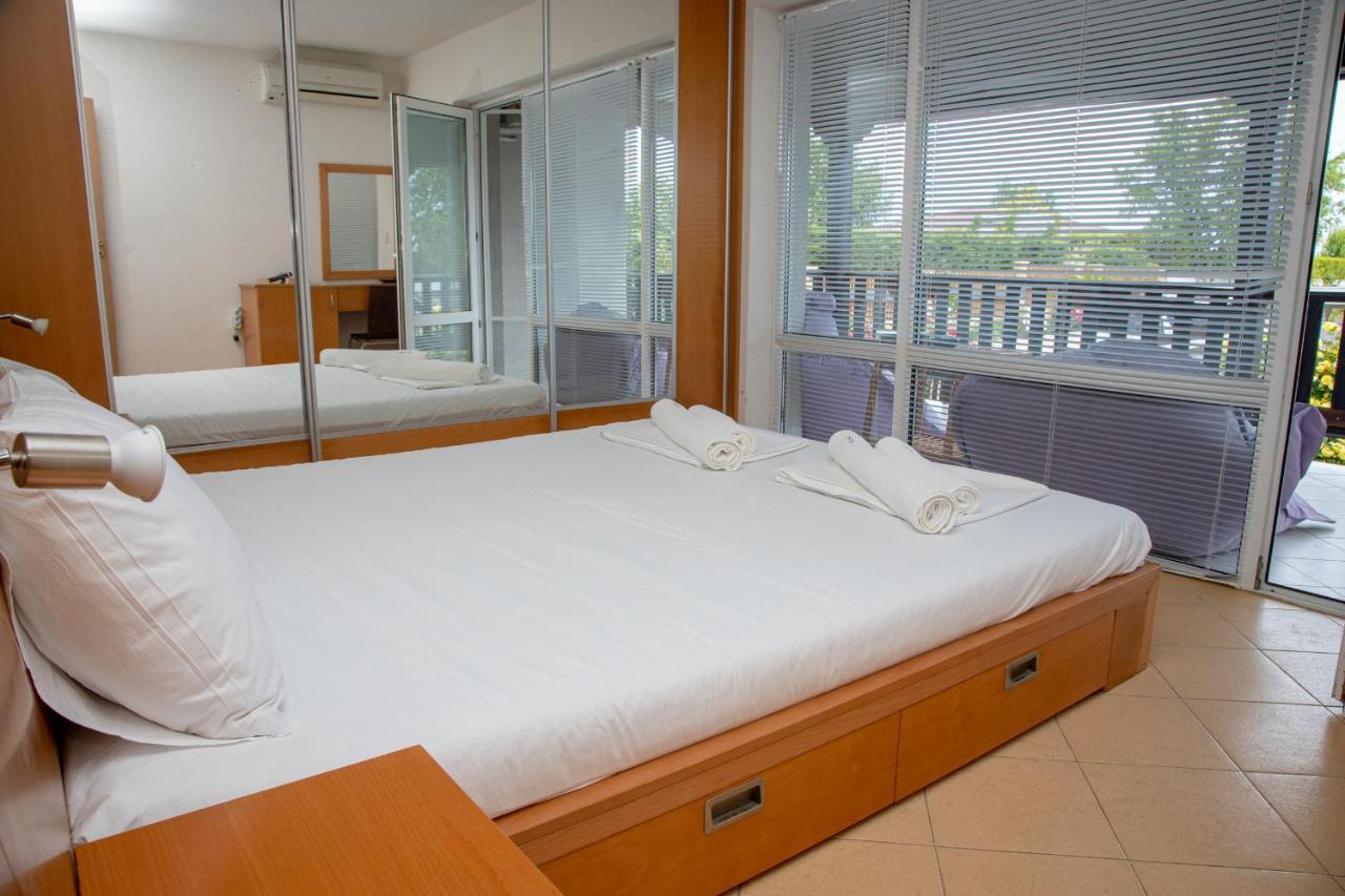 Villa Beni - 4 Bedroom Private House By Flаt Manаger Lozenets ภายนอก รูปภาพ