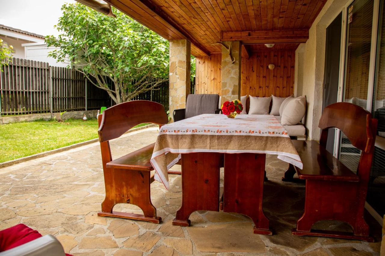 Villa Beni - 4 Bedroom Private House By Flаt Manаger Lozenets ภายนอก รูปภาพ